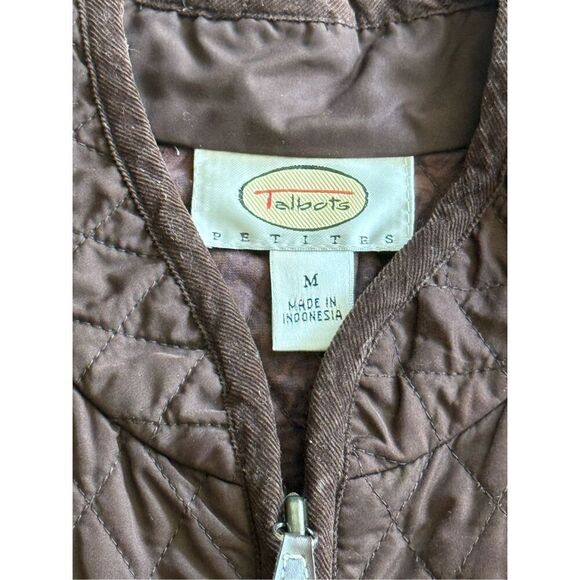 B43 -- Talbots thin quilted brown vest size medium petite - Picture 3 of 5